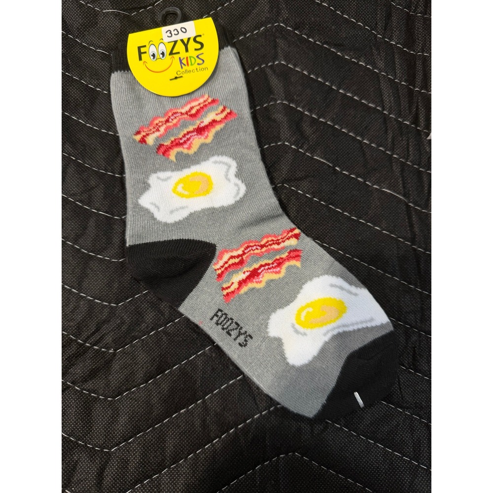 Foozys Socks Kids Size 6-8.5 Gray NWT Bacon & Eggs Breakfast Food Novelty FB-04‎